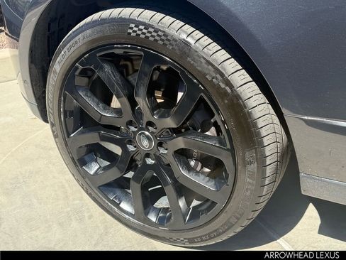 Used 2020 Land Rover Range Rover HSE image 7