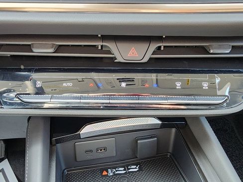 New 2026 Buick Envision Avenir image 31