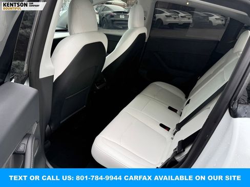 Used 2023 Tesla Model Y Performance image 30