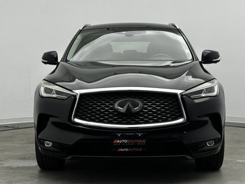 Used 2019 INFINITI QX50 Essential w/ Premium Heat Package image 2