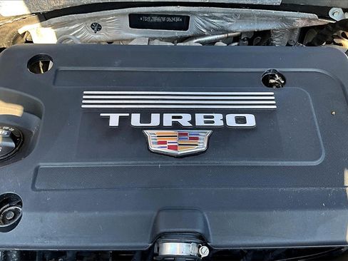 Used 2021 Cadillac XT4 Luxury image 29