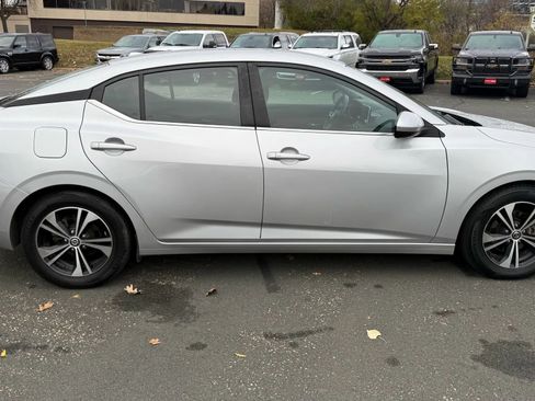 Used 2021 Nissan Sentra SV image 5