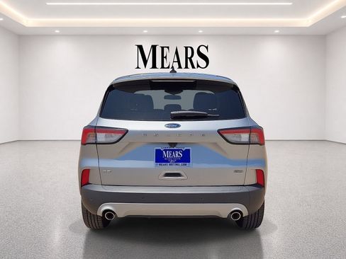 Used 2022 Ford Escape SE w/ Cold Weather Package FWD image 4