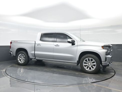Used 2019 Chevrolet Silverado 1500 LTZ w/ LTZ Premium Package AWD/4WD image 8