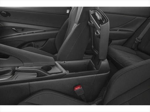 New 2025 Hyundai Elantra Sport image 40