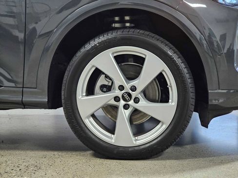 New 2025 Audi Q5 Premium Plus image 9