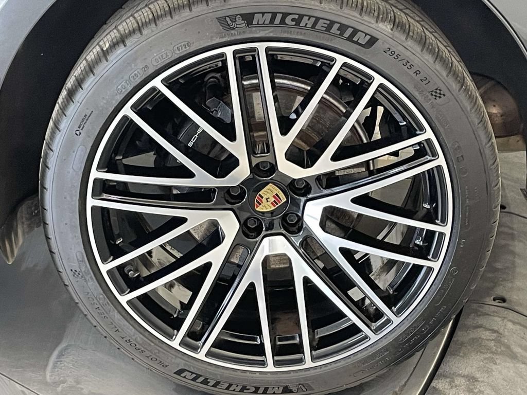 Certified 2023 Porsche Panamera 4 AWD/4WD image 58