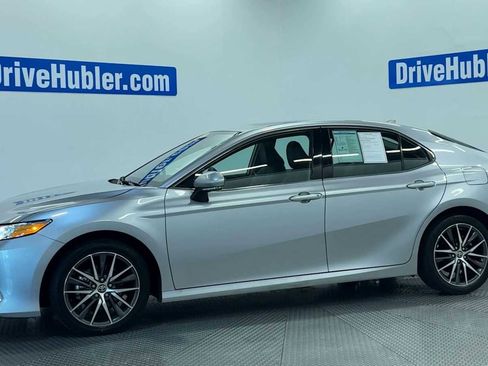 Used 2024 Toyota Camry XLE FWD image 4