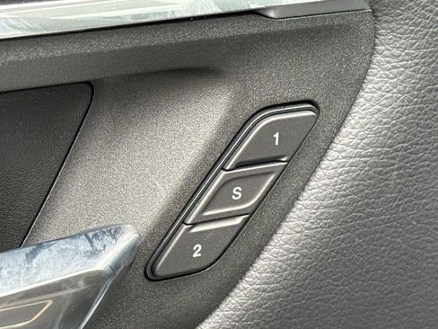 New 2026 RAM 1500 Laramie AWD/4WD image 21