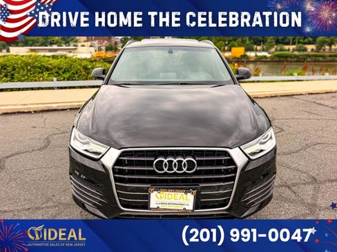 Used 2018 Audi Q3 2.0T Premium w/ Convenience Package AWD/4WD image 3