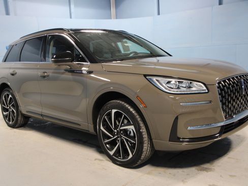 New 2026 Lincoln Corsair Grand Touring image 1