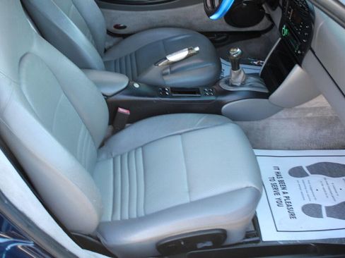 Used 2000 Porsche Boxster image 19