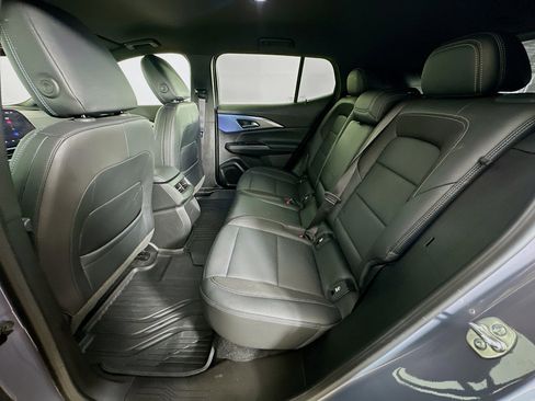 Used 2024 Chevrolet Equinox EV LT image 27