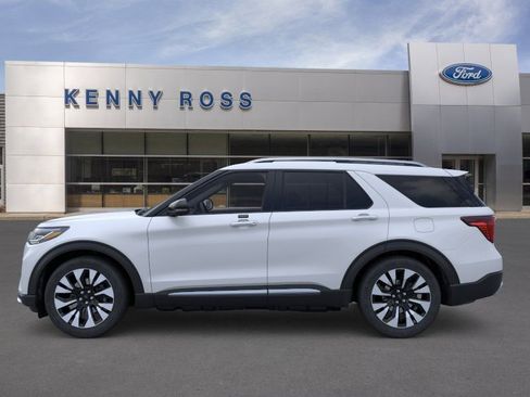 New 2026 Ford Explorer Platinum AWD/4WD image 4