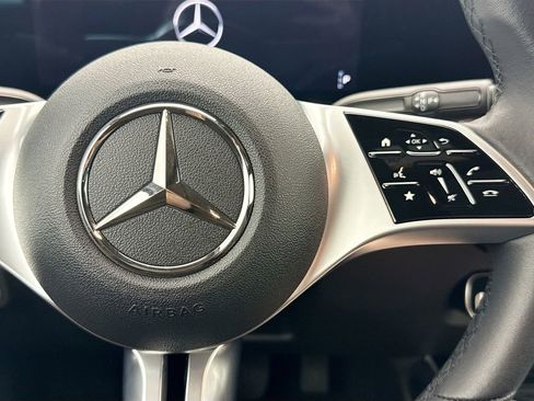 Certified 2025 Mercedes-Benz GLB 250 image 12