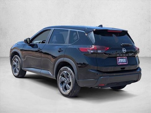 Used 2025 Nissan Rogue SV FWD image 7
