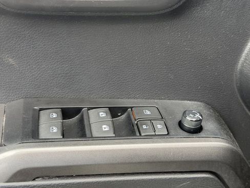 Used 2023 Toyota Tacoma TRD Off-Road RWD image 19