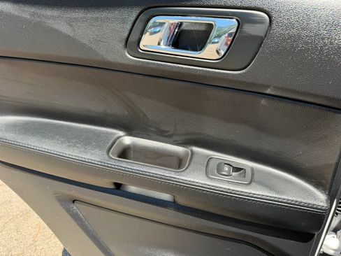 Used 2018 Ford Explorer 4WD Police Interceptor image 16