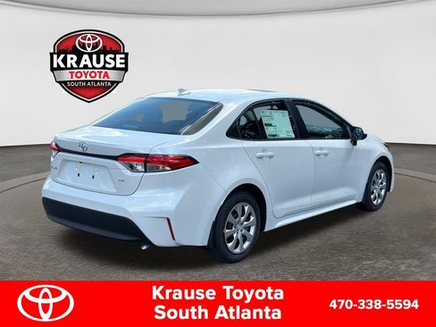 New 2026 Toyota Corolla LE FWD image 5