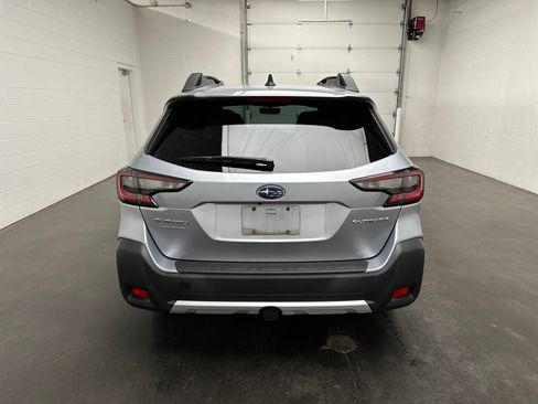 Used 2024 Subaru Outback Limited AWD/4WD image 7