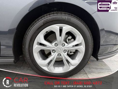 Used 2025 Honda Accord LX image 9