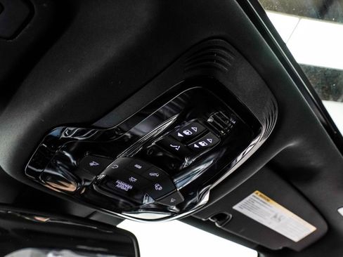 Used 2023 Alfa Romeo Giulia Veloce image 42