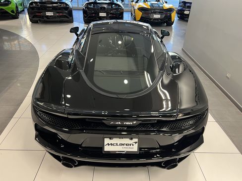 New 2026 McLaren GTS image 8