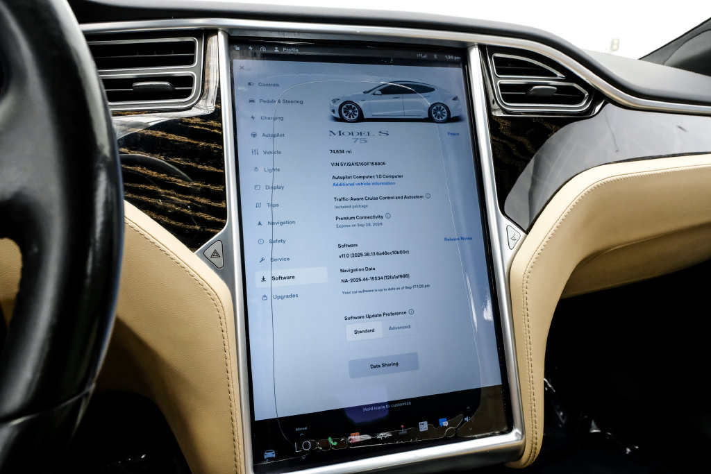 Used 2016 Tesla Model S 75 RWD image 29