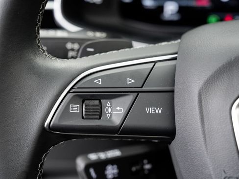 Used 2023 Audi Q8 Premium Plus w/ Premium Plus Package AWD/4WD image 13