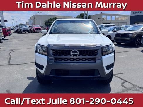 Used 2025 Nissan Frontier SV AWD/4WD image 3