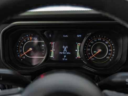 Used 2025 Jeep Gladiator Rubicon w/ Safety Group image 56