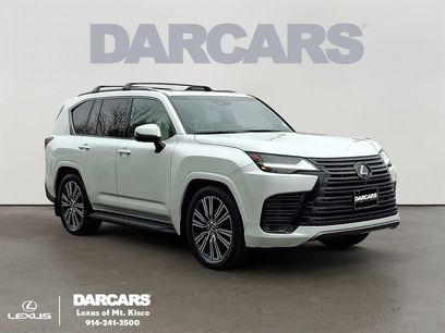 Used 2023 Lexus LX 600 4WD w/ Appearance Package