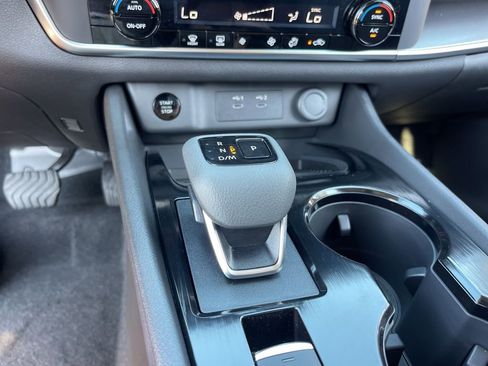 New 2026 Nissan Rogue SV FWD image 12