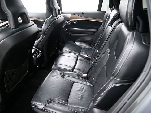 Used 2018 Volvo XC90 T6 Inscription w/ Convenience Package image 22