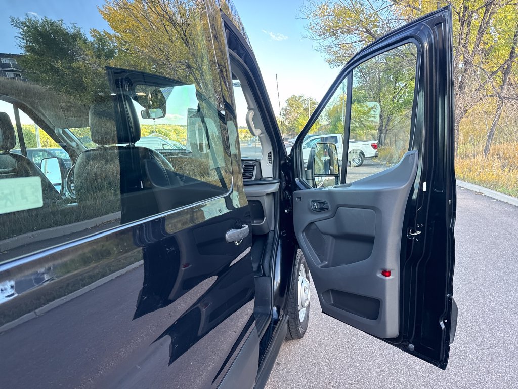 Used 2023 Ford Transit 350 XL AWD/4WD image 18