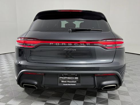 Certified 2026 Porsche Macan AWD/4WD image 10