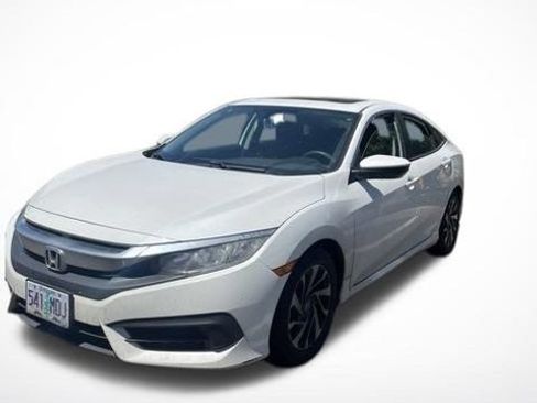 Used 2017 Honda Civic EX image 2