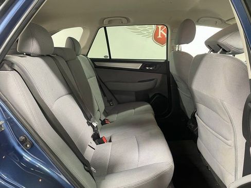 Used 2019 Subaru Outback 2.5i Premium image 24