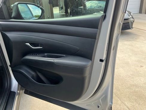 Used 2026 Hyundai Tucson SE FWD image 19