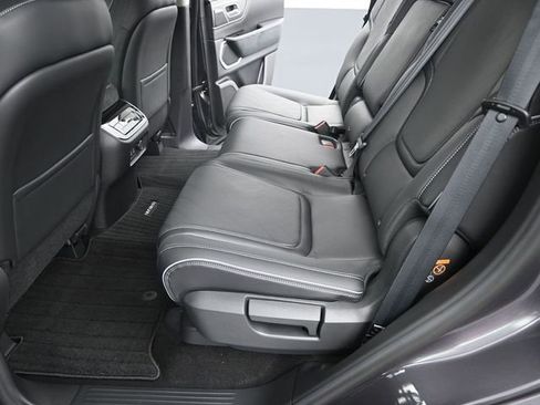 New 2026 INFINITI QX80 Luxe image 23