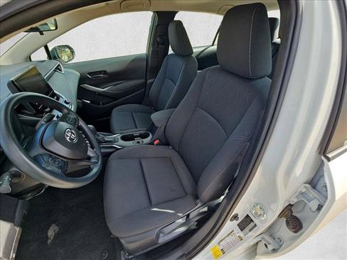Used 2024 Toyota Corolla LE FWD image 15