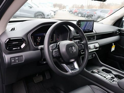 Certified 2025 Honda Pilot Elite image 18