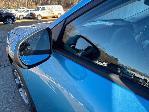 New 2026 Chevrolet Trax LT w/ Sunroof Package image 11