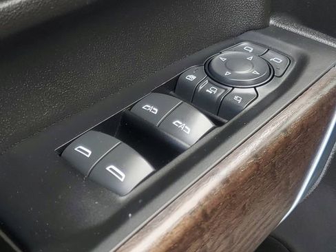 Used 2022 GMC Sierra 2500 Denali image 14