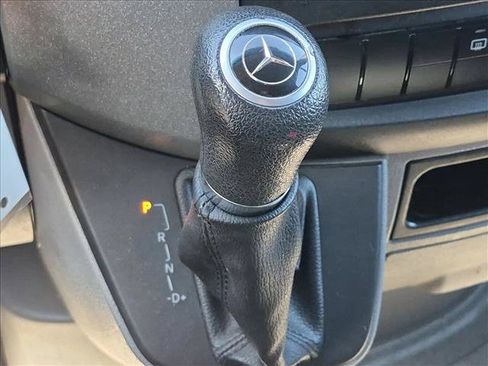 Used 2016 Mercedes-Benz Sprinter 2500 image 9