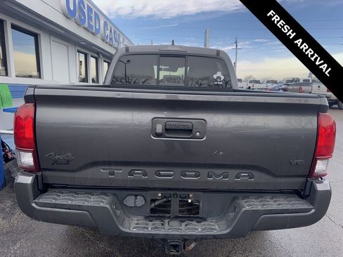 Used 2019 Toyota Tacoma SR w/ SR Convenience Package image 5