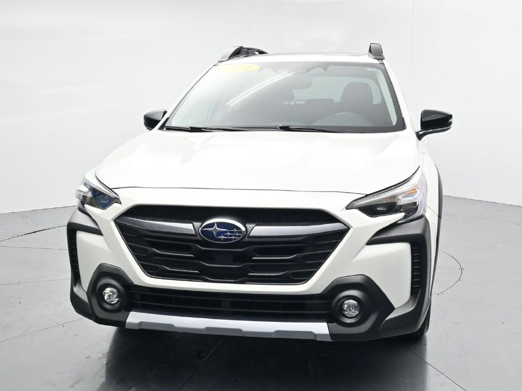 Used 2024 Subaru Outback Limited AWD/4WD image 3