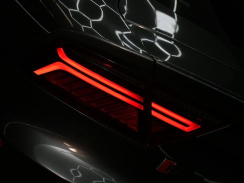 Used 2017 Audi RS 7 Performance w/ Driver Assistance Package image 12