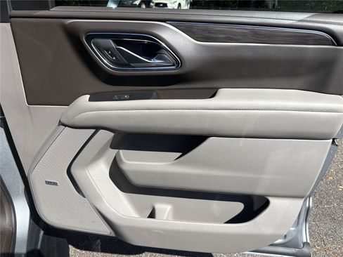 Used 2024 Chevrolet Tahoe LT image 23