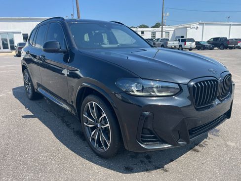 Used 2024 BMW X3 sDrive30i w/ Premium Package RWD image 3